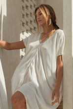 Load image into Gallery viewer, Gipzy Kaftan - White