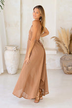 Muat gambar ke penampil Galeri, Joy Dress - Brown