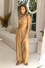 Load image into Gallery viewer, Venus Top Diva Pants Set - Gold