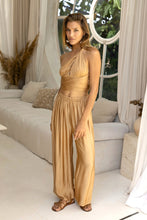 Load image into Gallery viewer, Venus Top Diva Pants Set - Gold