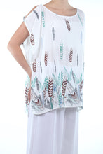 Load image into Gallery viewer, Boho Poncho Short/White Feather

