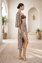 Muat gambar ke penampil Galeri, Yara Wrap/Sun Leopard/Viscose Satin
