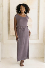 Load image into Gallery viewer, Arora Dress - Plum
