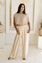 Muat gambar ke penampil Galeri, Arora Crop Top - Light Gold
