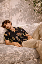 Load image into Gallery viewer, Manu Sh-Sl Shirt / Troppo Cotton / Black
