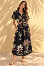 Muat gambar ke penampil Galeri, Ana Crop Tie Shirt &amp; Dina Skirt / Troppo Cotton / Black
