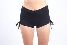 Load image into Gallery viewer, Zena Shorts/Bamboo Spandex Black
