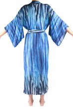 Load image into Gallery viewer, Jap Kimono Long/Blue Feather
